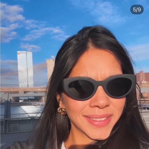 Goodr In My Cosmic Era Sunglasses NIB Black - Picture 5 of 9